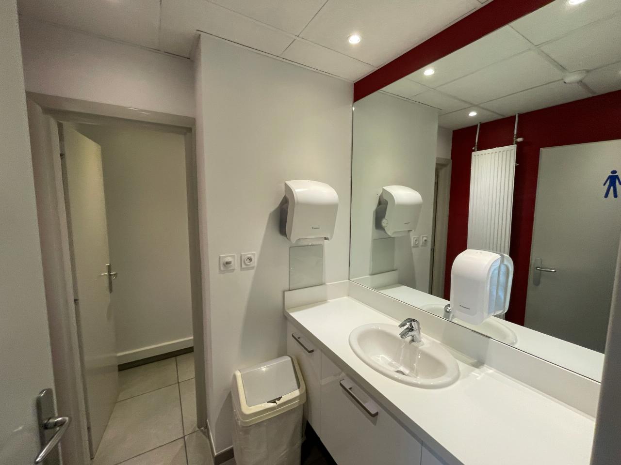 Local d'activité Aix-les-Bains 2000m² Location local d'activité Aix-les-Bains Savoie OLACT2531440 13